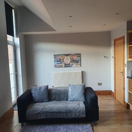 Spacious 2 Bed Appartment Next To Bae With Spa Bath Barrow-in-Furness Exterior foto