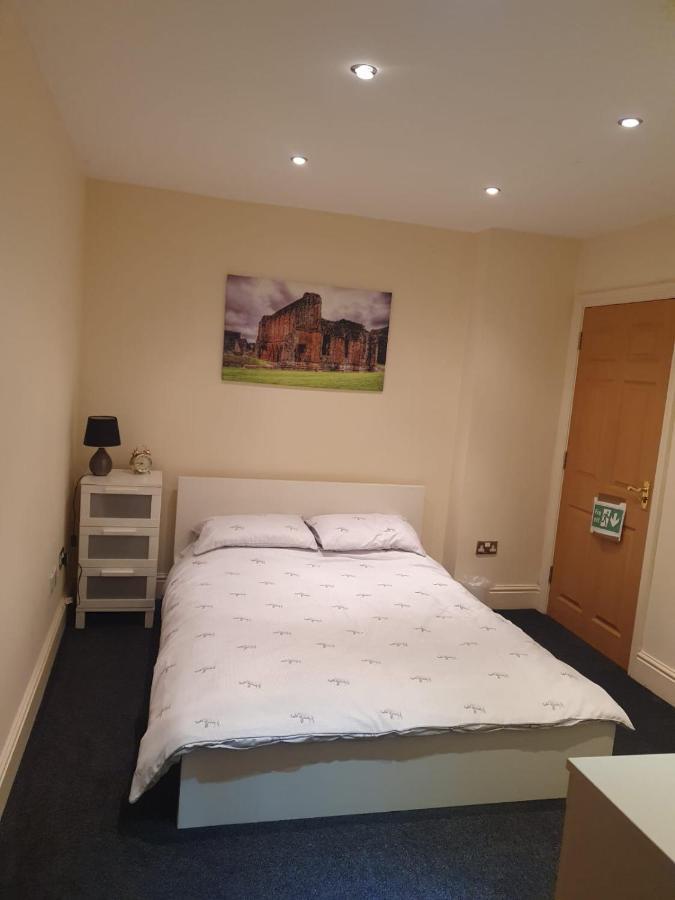Spacious 2 Bed Appartment Next To Bae With Spa Bath Barrow-in-Furness Exterior foto
